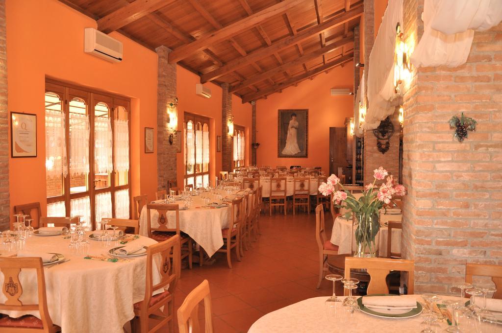Agriturismo Corte Montini Villa Santa Giuletta Ngoại thất bức ảnh