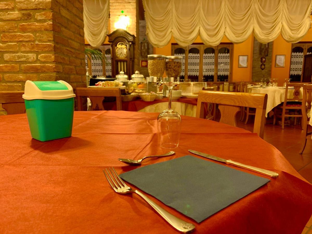 Agriturismo Corte Montini Villa Santa Giuletta Ngoại thất bức ảnh